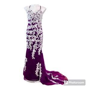 Lace Applique High Slit
Fitted Tulle Formal Dress by Babaroni